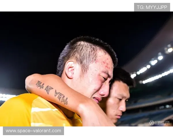 菲里希成功求婚 队友纷纷送上祝福 菲里希成功求婚 队友纷纷送上祝福